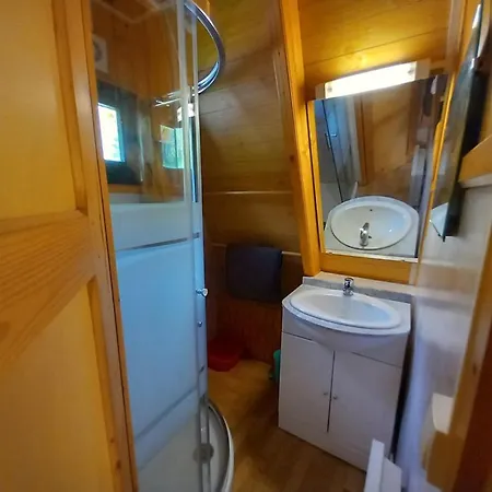 Individuel Chaleureux Au Pied Des Pistes - Fr-1-787-128 בקתה