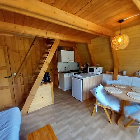 Individuel Chaleureux Au Pied Des Pistes Chalet Laveissière